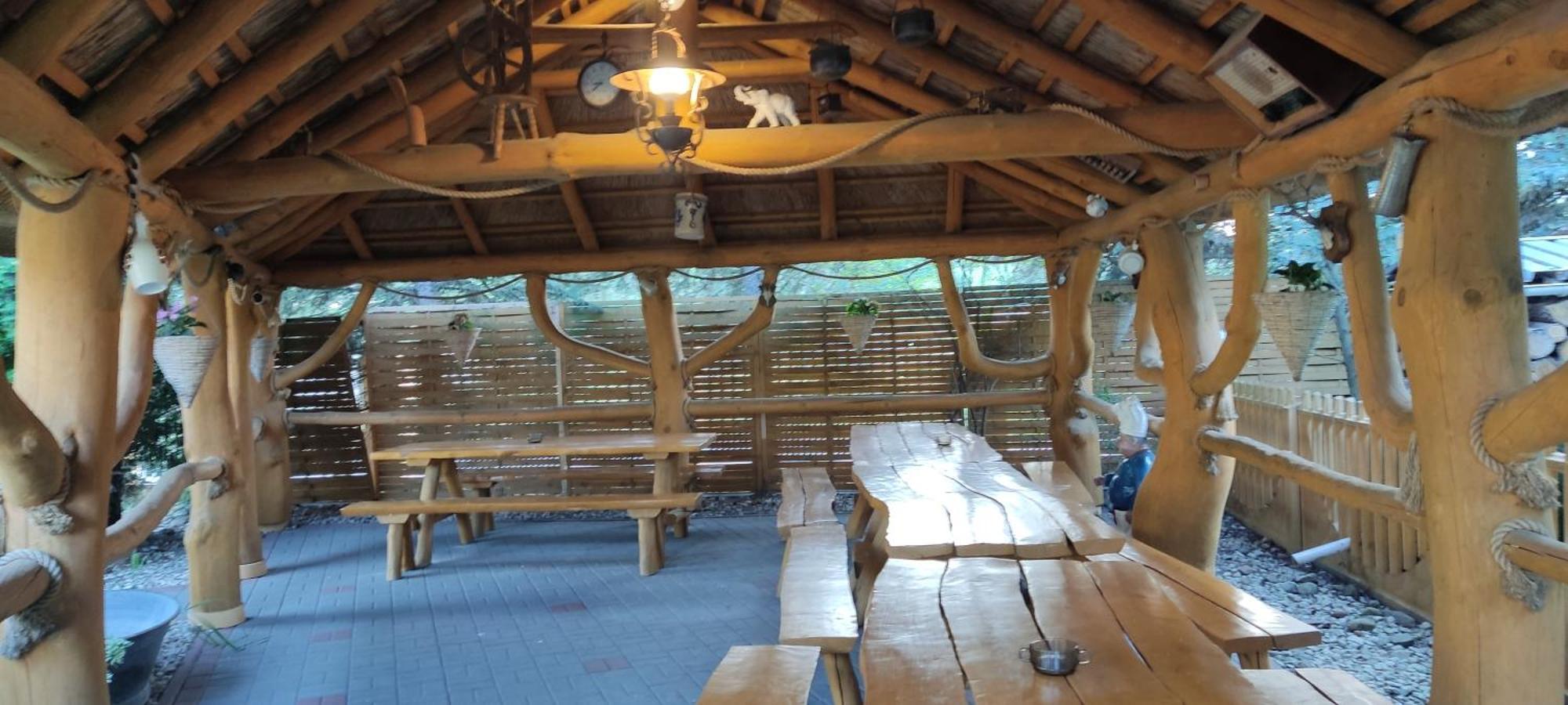 Noclegi I Restauracja Gracja Белхатув Экстерьер фото